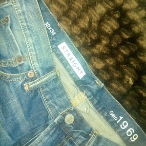 Fall into these Gap Jeans this Summer